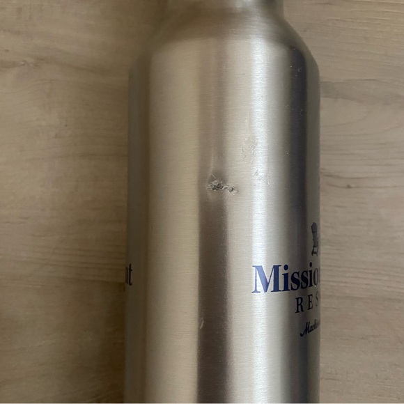 🟢 {3/$15} Mission Point Resort Water Bottle - Mackinac Island, MI - Picture 8 of 11
